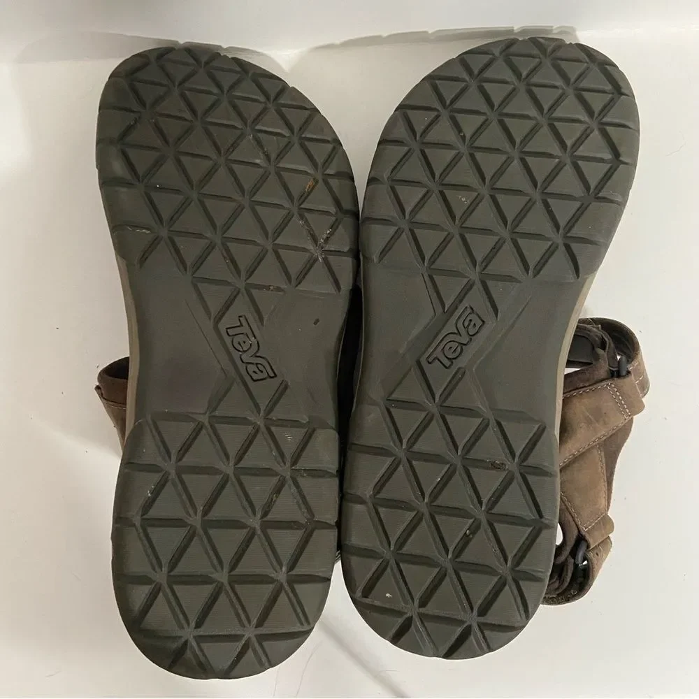 Teva Brown Leather Velcro Strap Outdoor Athletic Sandals